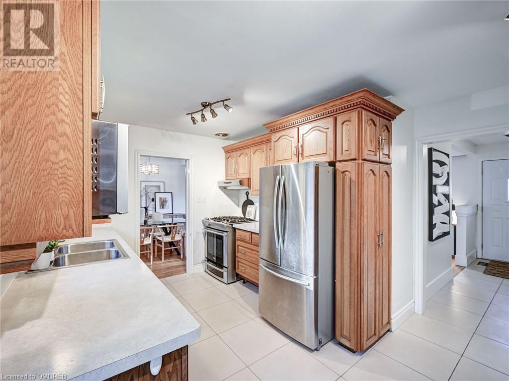 3 Dundana Avenue, Hamilton, Ontario  L9H 4E5 - Photo 21 - 40569789