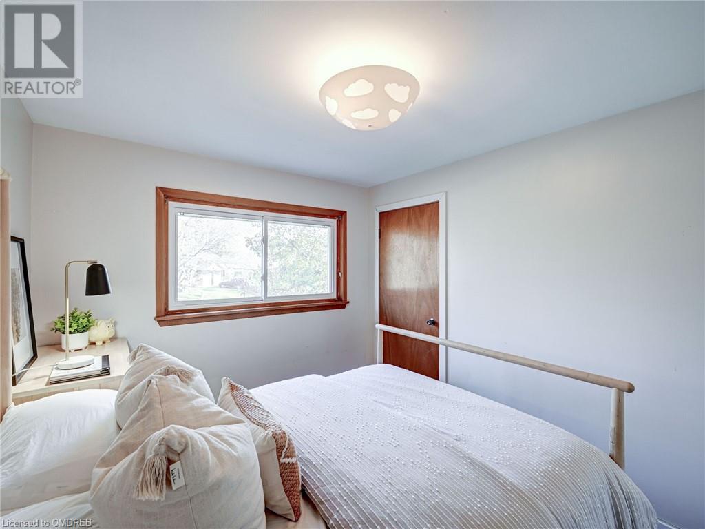 3 Dundana Avenue, Hamilton, Ontario  L9H 4E5 - Photo 34 - 40569789