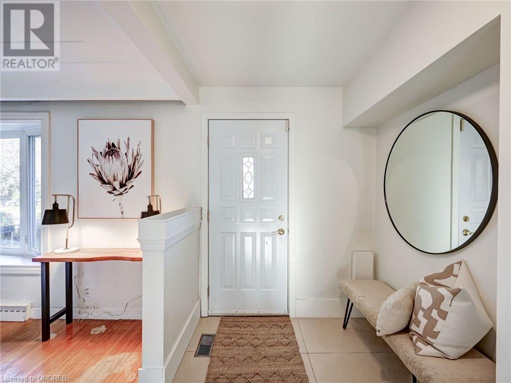 3 Dundana Avenue, Hamilton, Ontario  L9H 4E5 - Photo 8 - 40569789