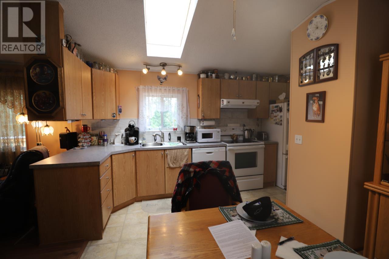4472 Iron Mountain Road, Merritt, British Columbia  V1K 1B8 - Photo 20 - 177729