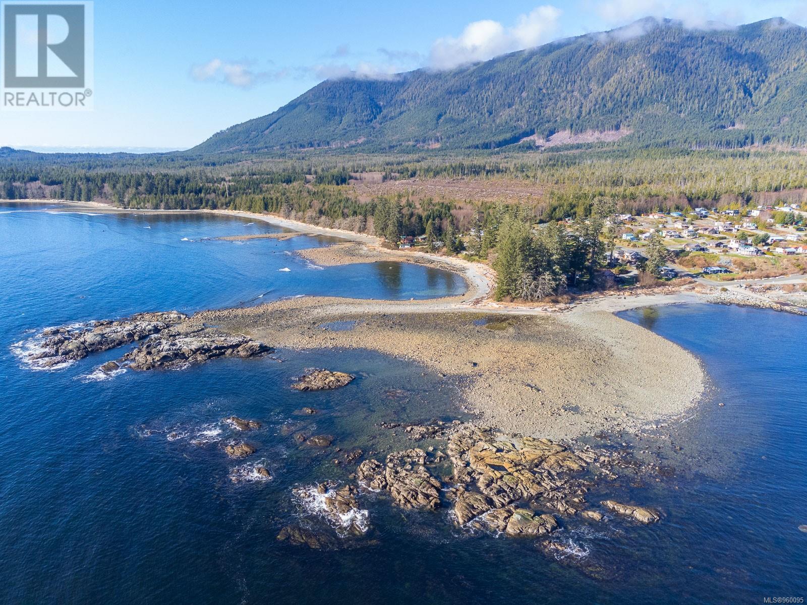 1190 Second Ave, ucluelet, British Columbia