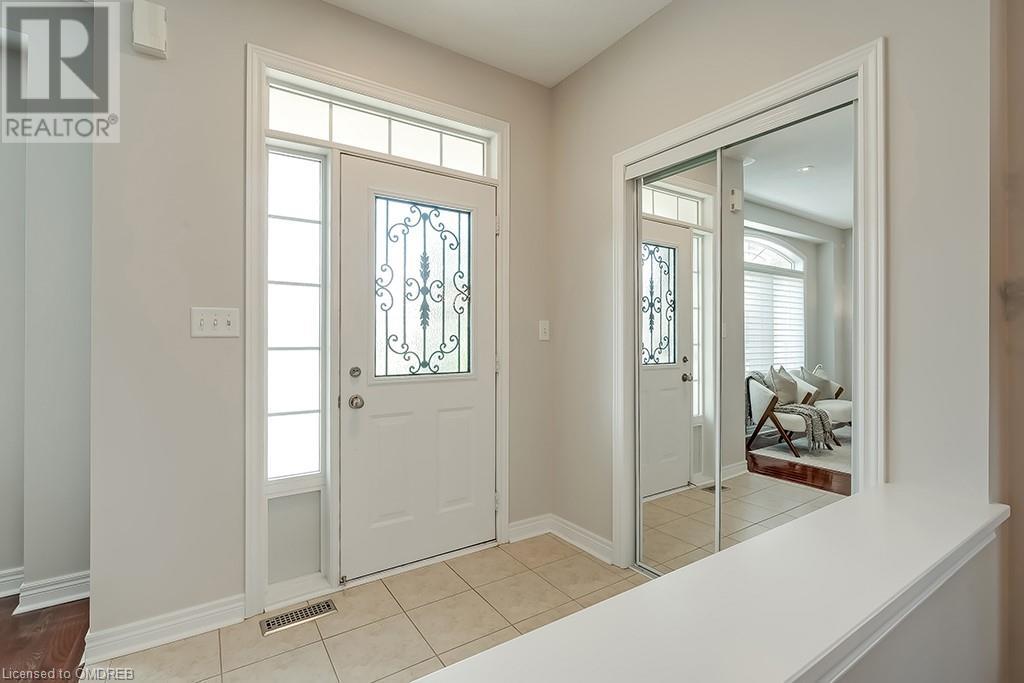3002 Richview Boulevard, Oakville, Ontario  L6M 5C8 - Photo 2 - 40566822