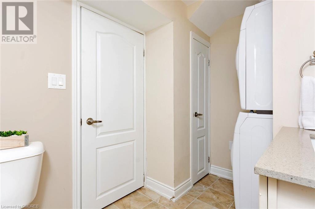 355 Mccartney Crescent Unit# Bsmt, Milton, Ontario  L9T 0B3 - Photo 17 - 40570129