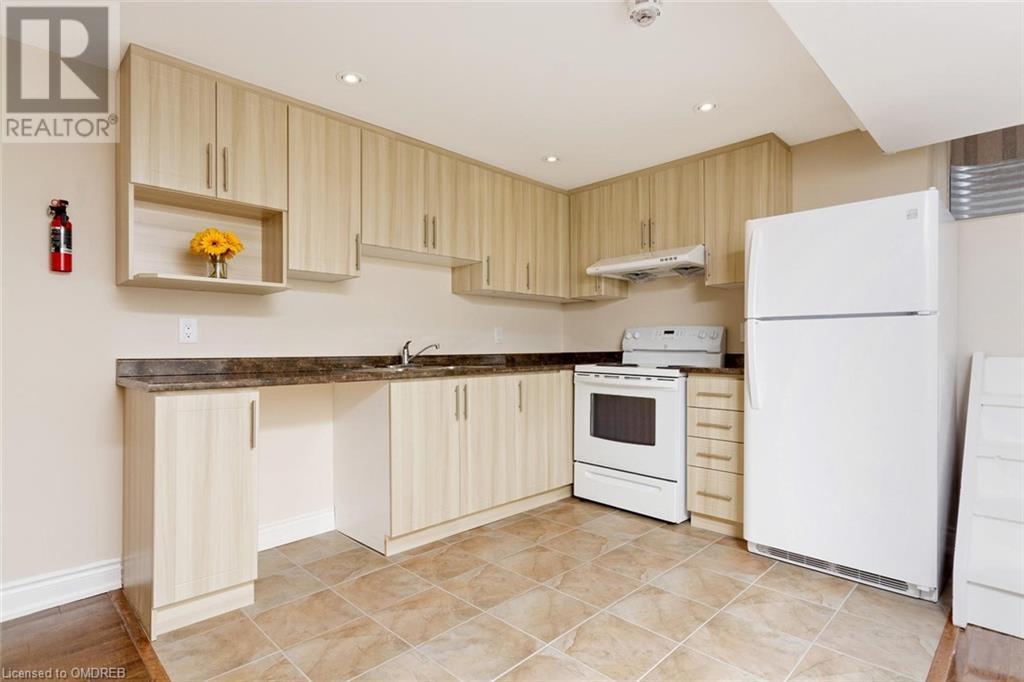 355 Mccartney Crescent Unit# Bsmt, Milton, Ontario  L9T 0B3 - Photo 8 - 40570129