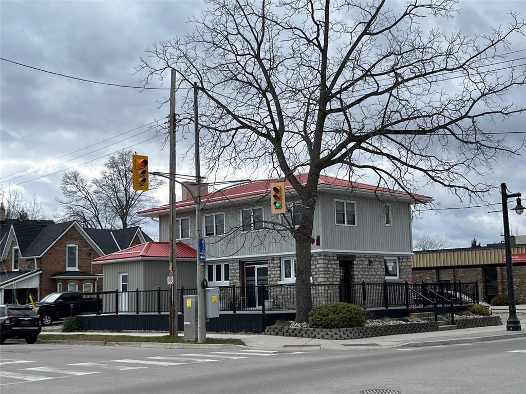 401 Main Street, Port Dover, Ontario  N0A 1N0 - Photo 1 - H4188988