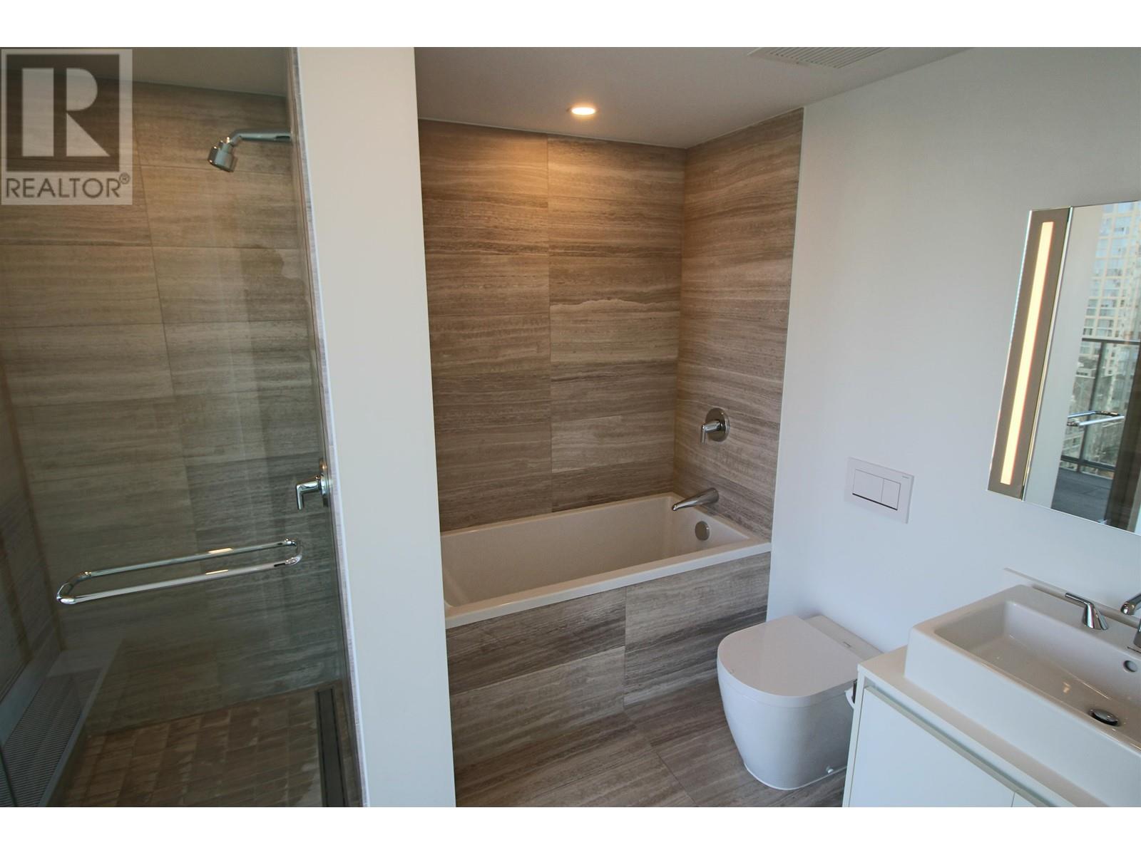 1707 1480 Howe Street, Vancouver, British Columbia  V6Z 0G5 - Photo 3 - R2869557