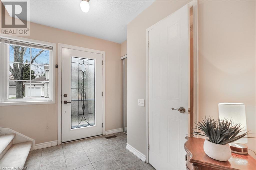 19 Silverbirch Boulevard Unit# 1, Mount Hope, Ontario  L0R 1W0 - Photo 7 - 40569408