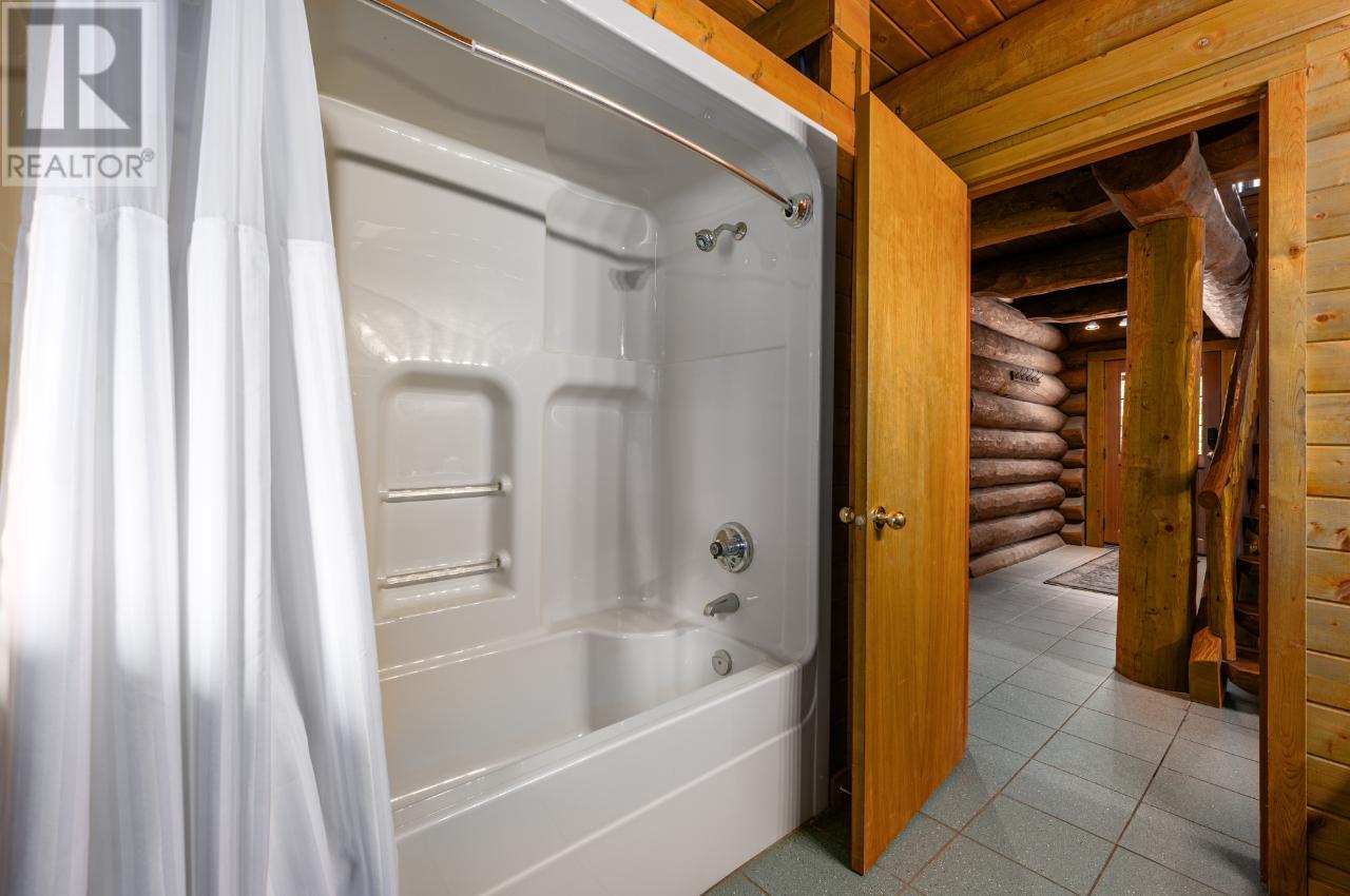 111 Gus Drive, Lillooet, British Columbia  V0K 1P0 - Photo 18 - 177726