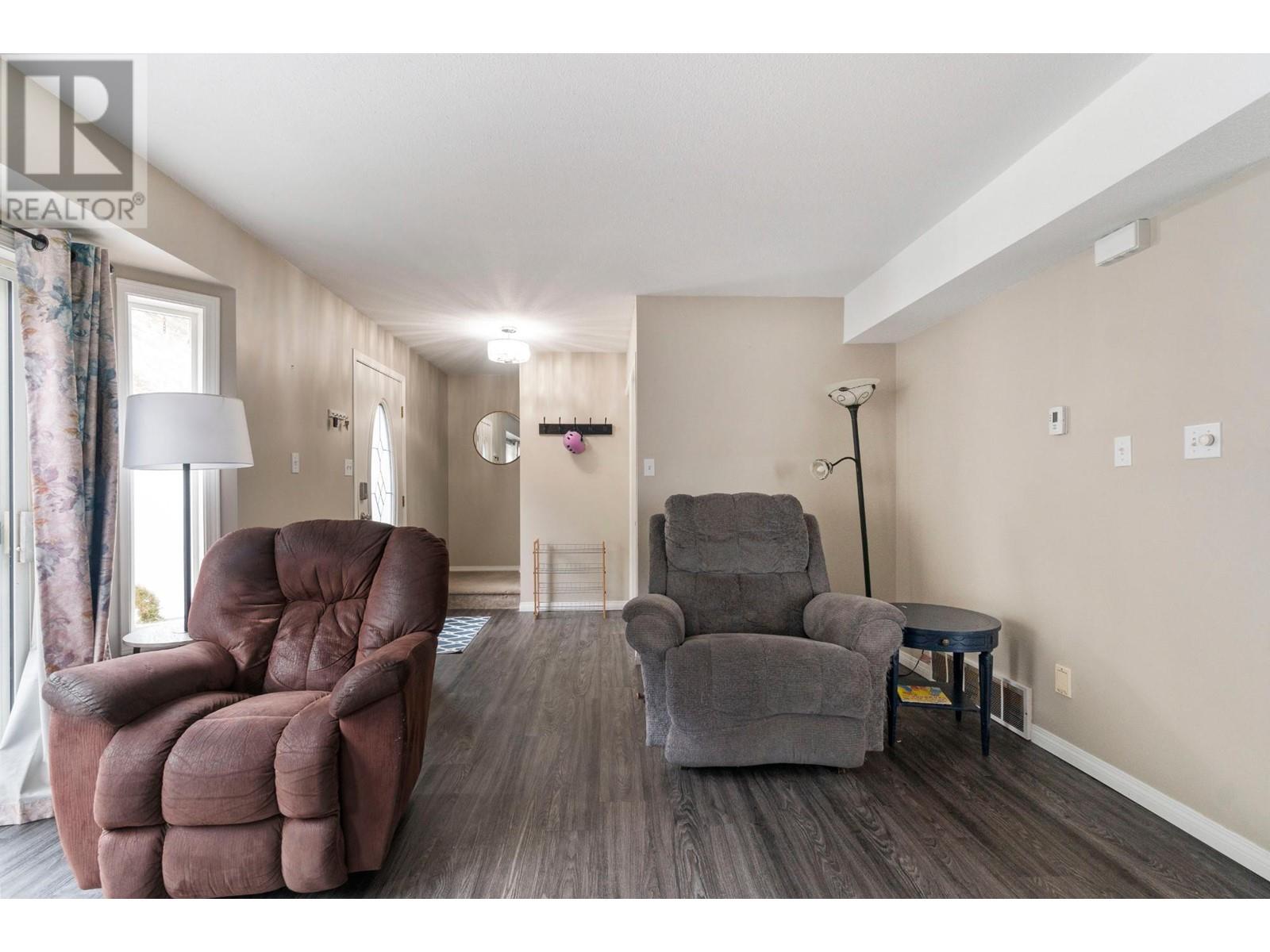 3-233 Brooke Drive, Chase, British Columbia  V0E 1M0 - Photo 10 - 177734