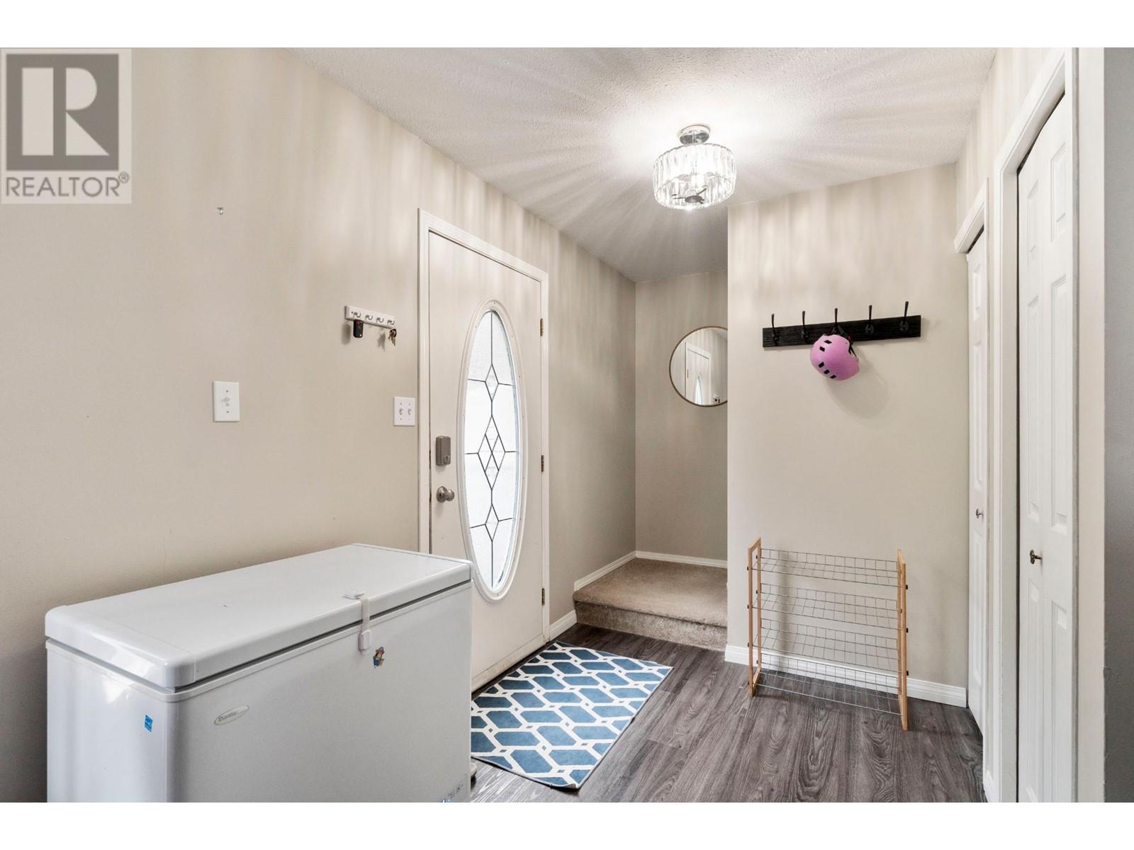 3-233 Brooke Drive, Chase, British Columbia  V0E 1M0 - Photo 5 - 177734