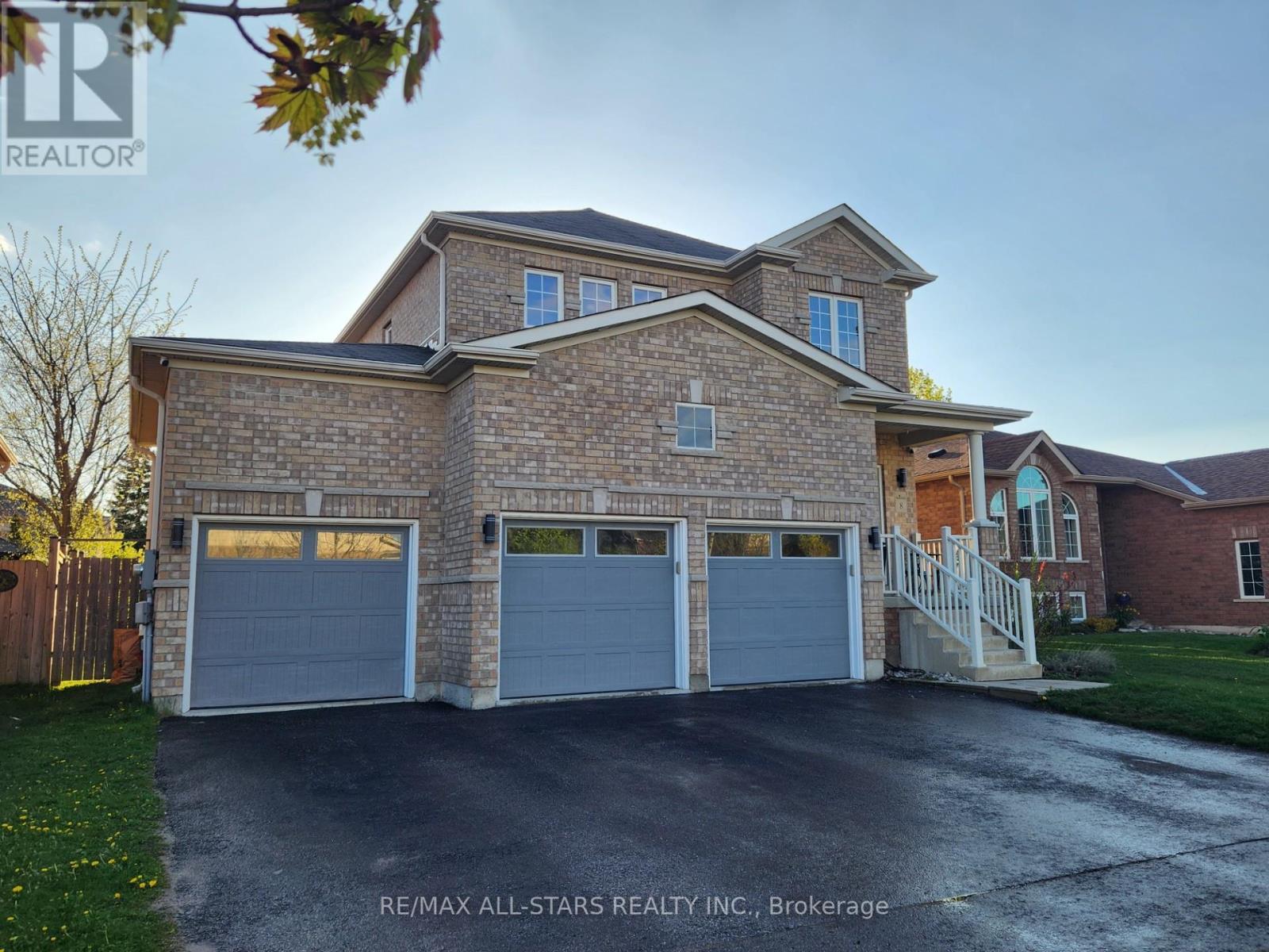 8 White Cres, Barrie, Ontario  L4N 7M1 - Photo 3 - S8225194