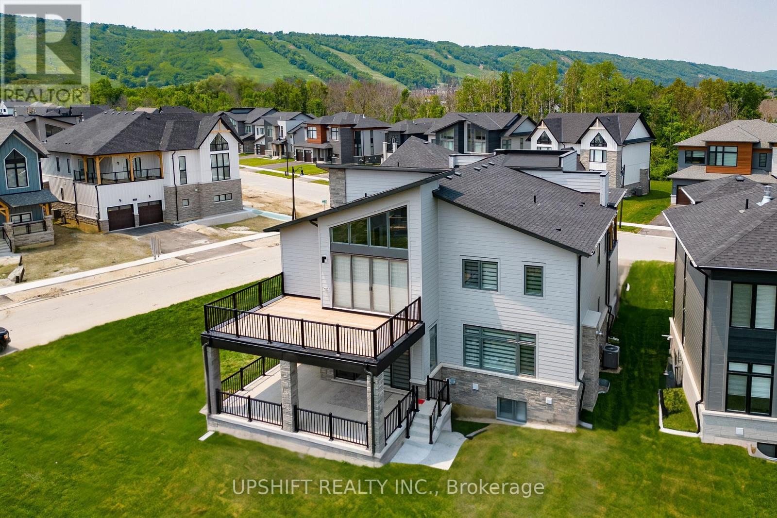 141 Springside Cres, Blue Mountains, Ontario  L9Y 0V1 - Photo 4 - X8225602