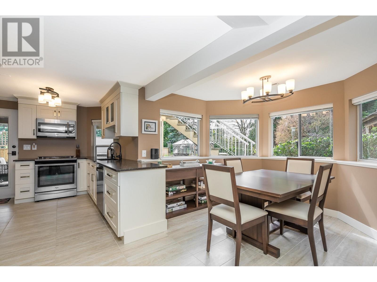 43 Wildwood Drive, Port Moody, British Columbia  V3H 4M6 - Photo 23 - R2867349