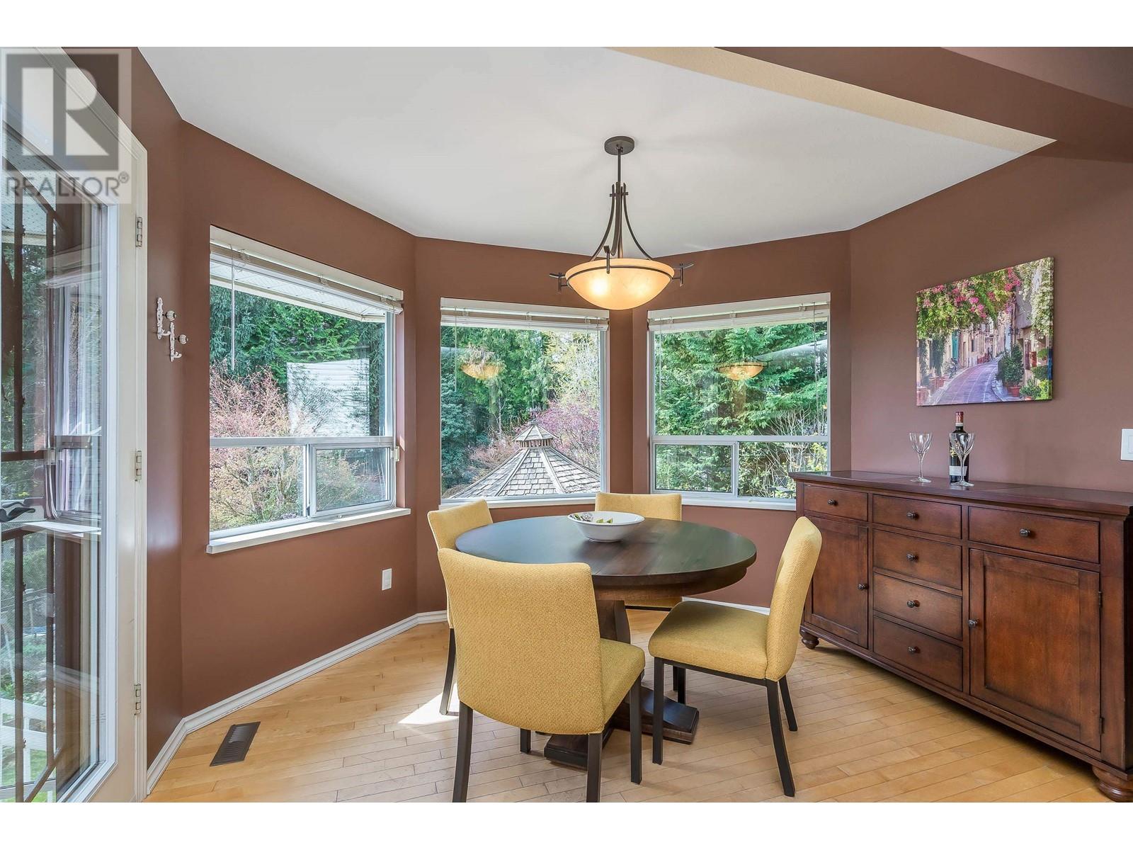 43 Wildwood Drive, Port Moody, British Columbia  V3H 4M6 - Photo 8 - R2867349