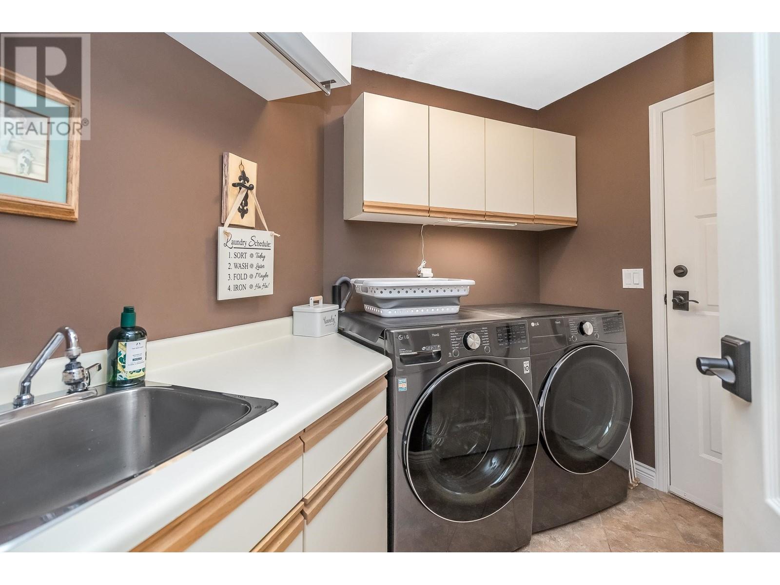 43 Wildwood Drive, Port Moody, British Columbia  V3H 4M6 - Photo 27 - R2867349