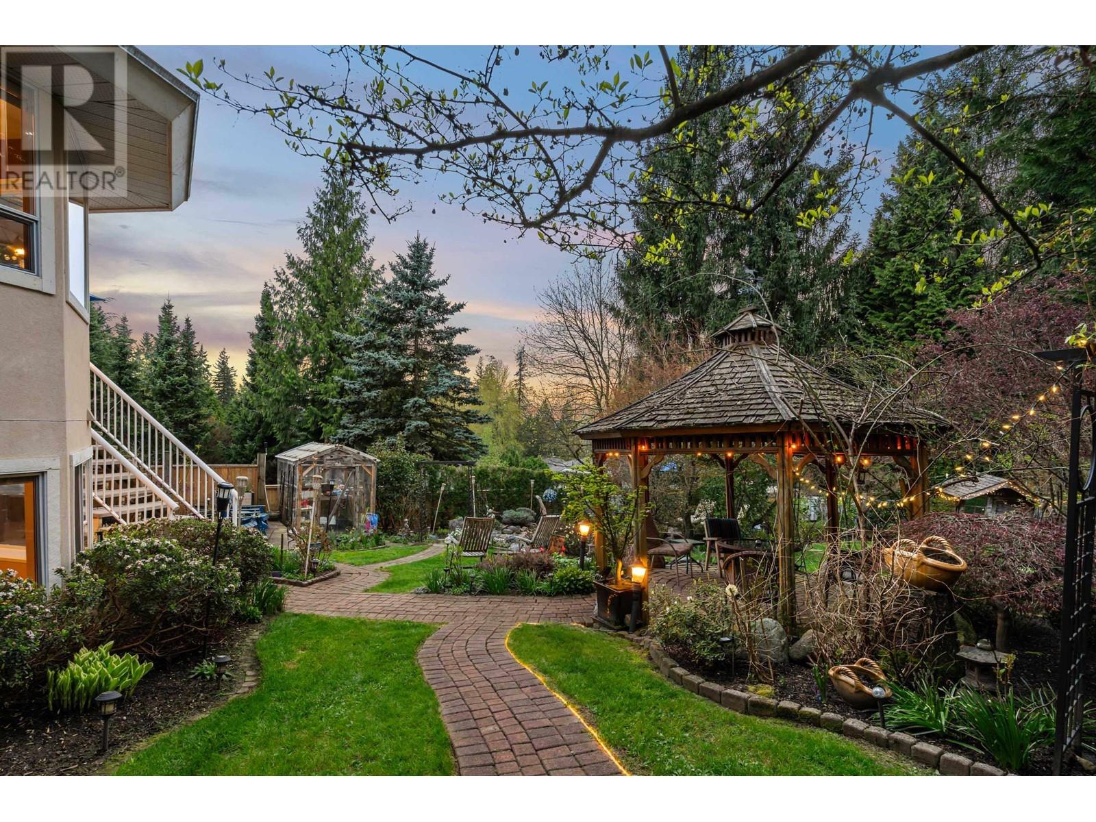 43 Wildwood Drive, Port Moody, British Columbia  V3H 4M6 - Photo 30 - R2867349