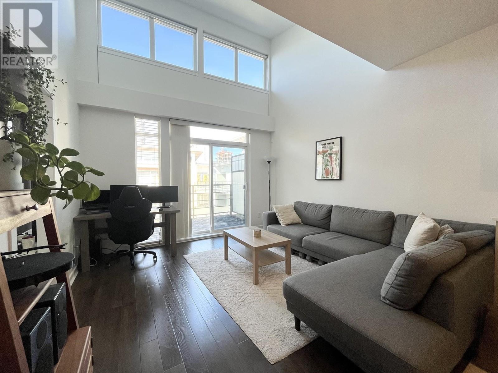 Ph19 5248 Grimmer Street, Burnaby, British Columbia  V5H 0E1 - Photo 1 - R2869567