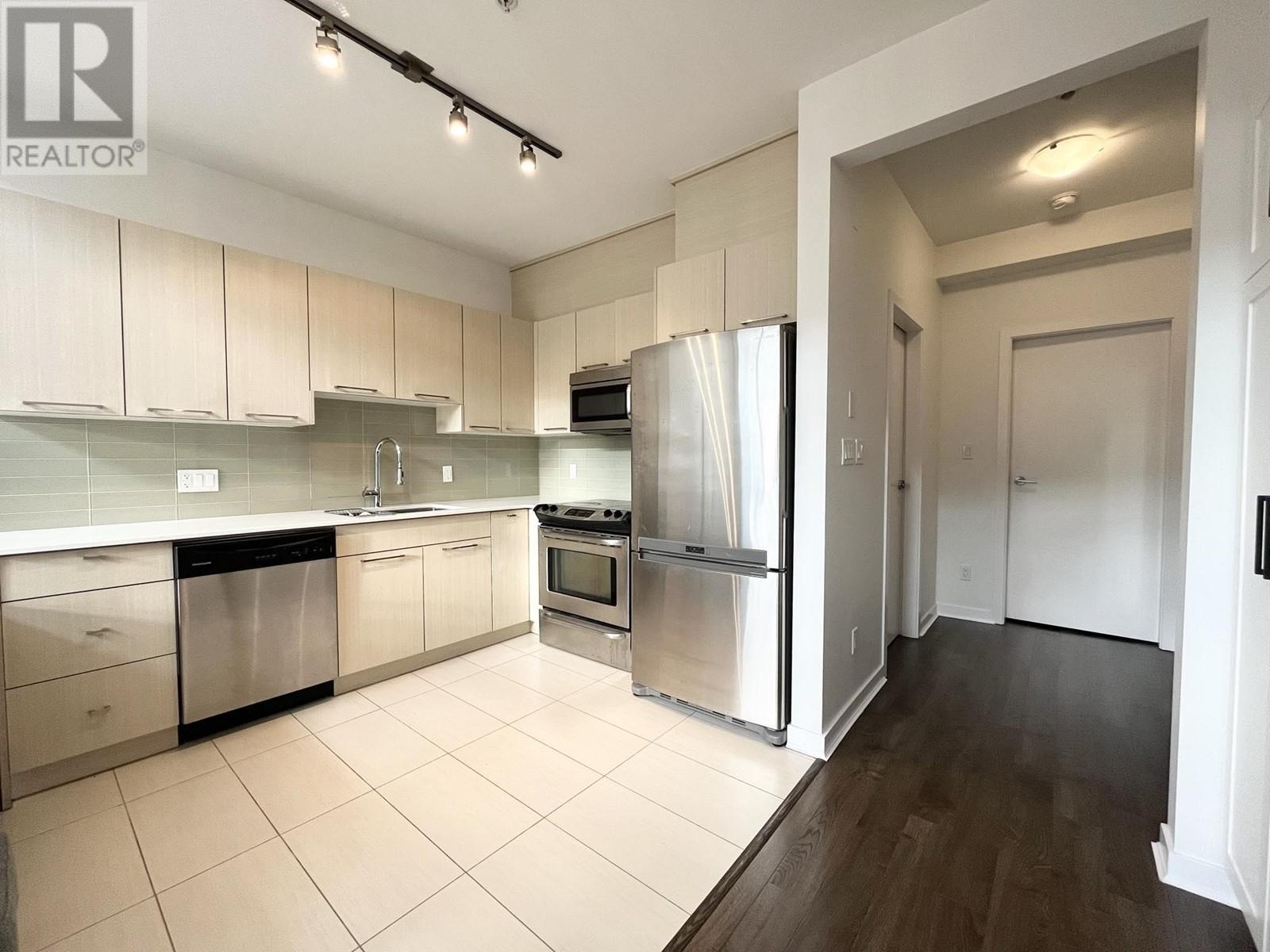 Ph19 5248 Grimmer Street, Burnaby, British Columbia  V5H 0E1 - Photo 3 - R2869567