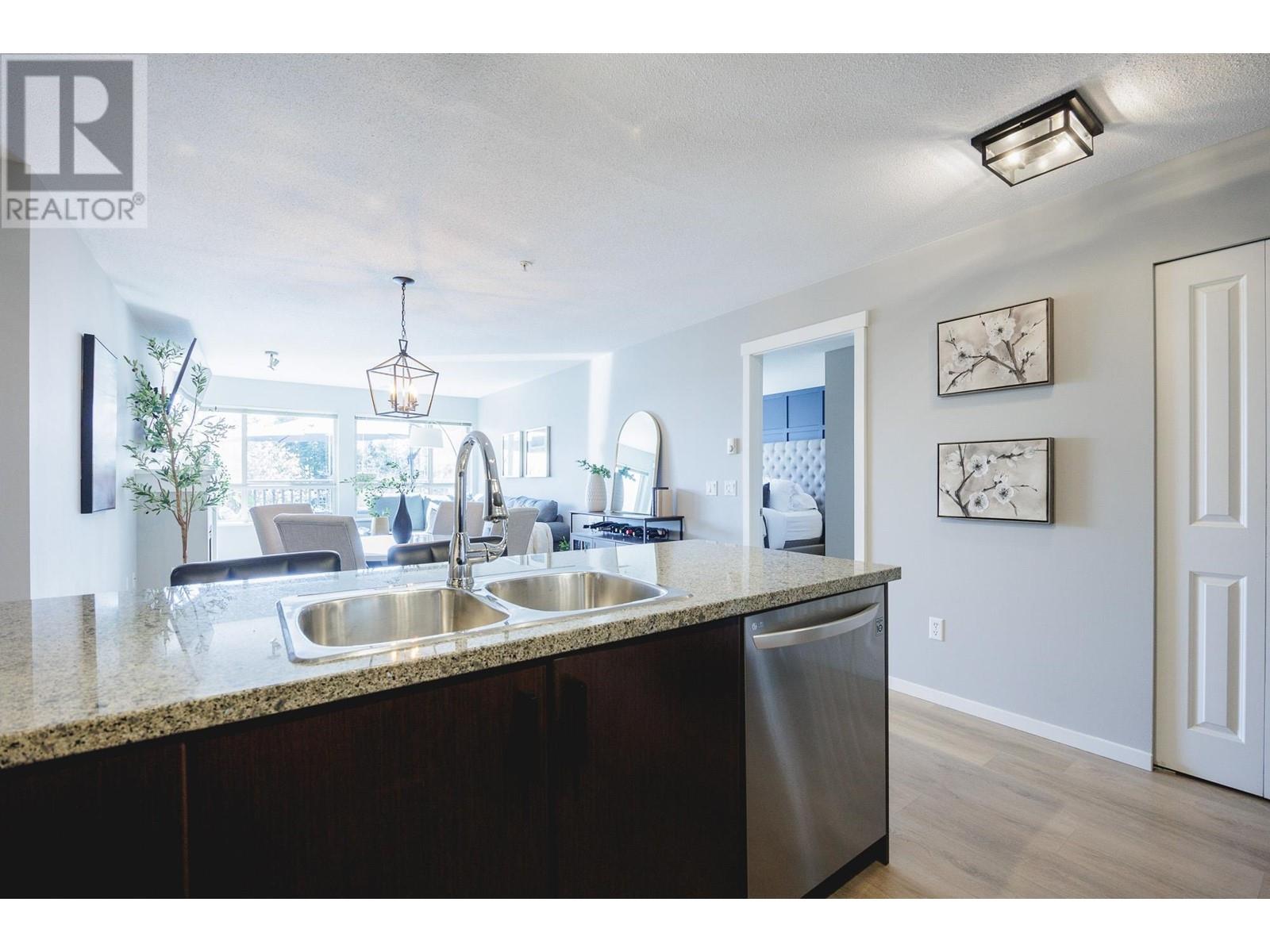 206 3110 Dayanee Springs Boulevard, Coquitlam, British Columbia  V3E 0B4 - Photo 6 - R2869612
