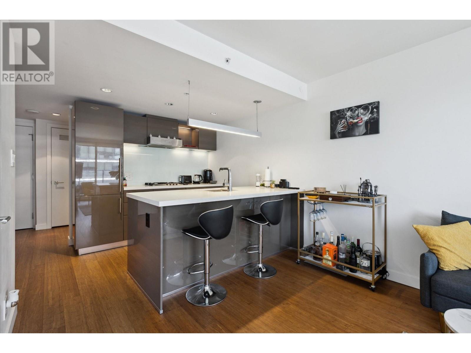 3008 777 Richards Street, Vancouver, British Columbia  V6B 0M6 - Photo 1 - R2869627