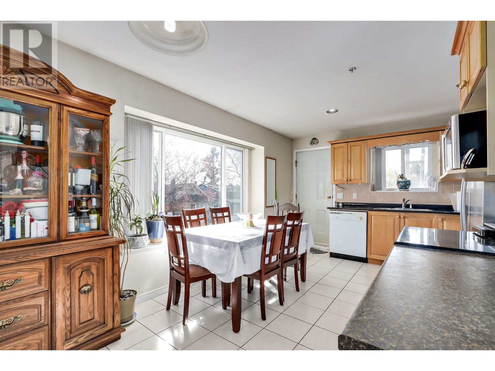 4111 Balkan Street, Vancouver, British Columbia  V5V 3Z3 - Photo 11 - R2869586