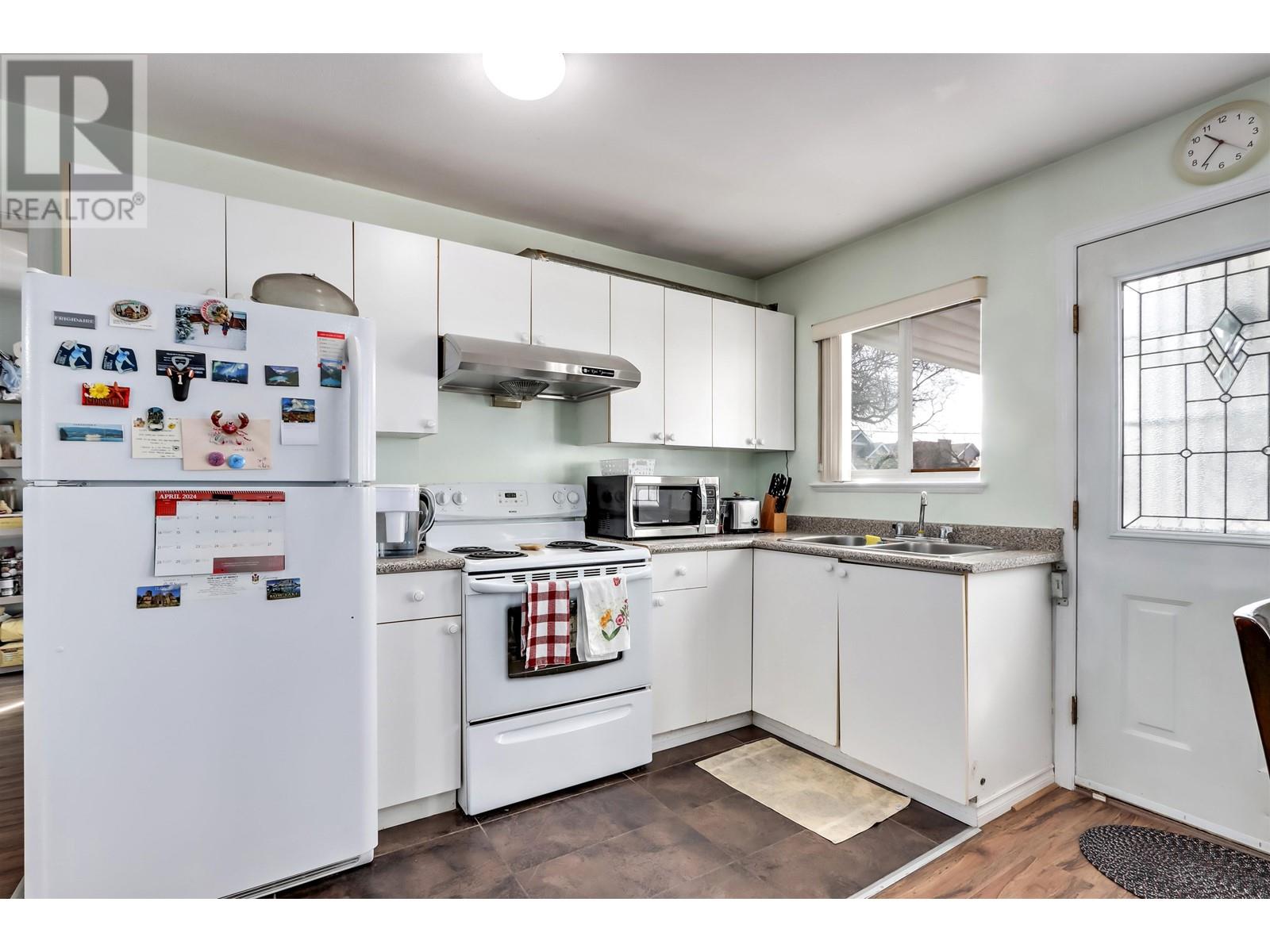 4111 Balkan Street, Vancouver, British Columbia  V5V 3Z3 - Photo 24 - R2869586