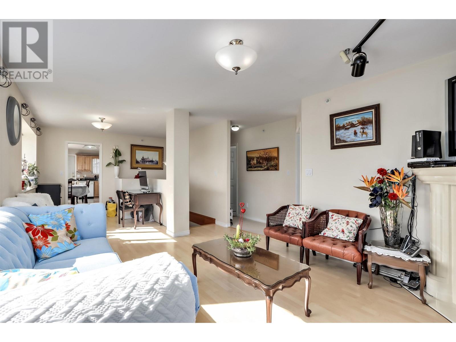 4111 Balkan Street, Vancouver, British Columbia  V5V 3Z3 - Photo 5 - R2869586
