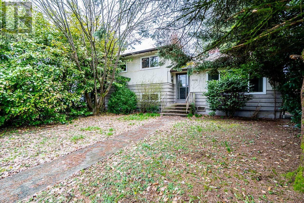 8232 14th Avenue, Burnaby, British Columbia  V3N 2B9 - Photo 3 - R2869617