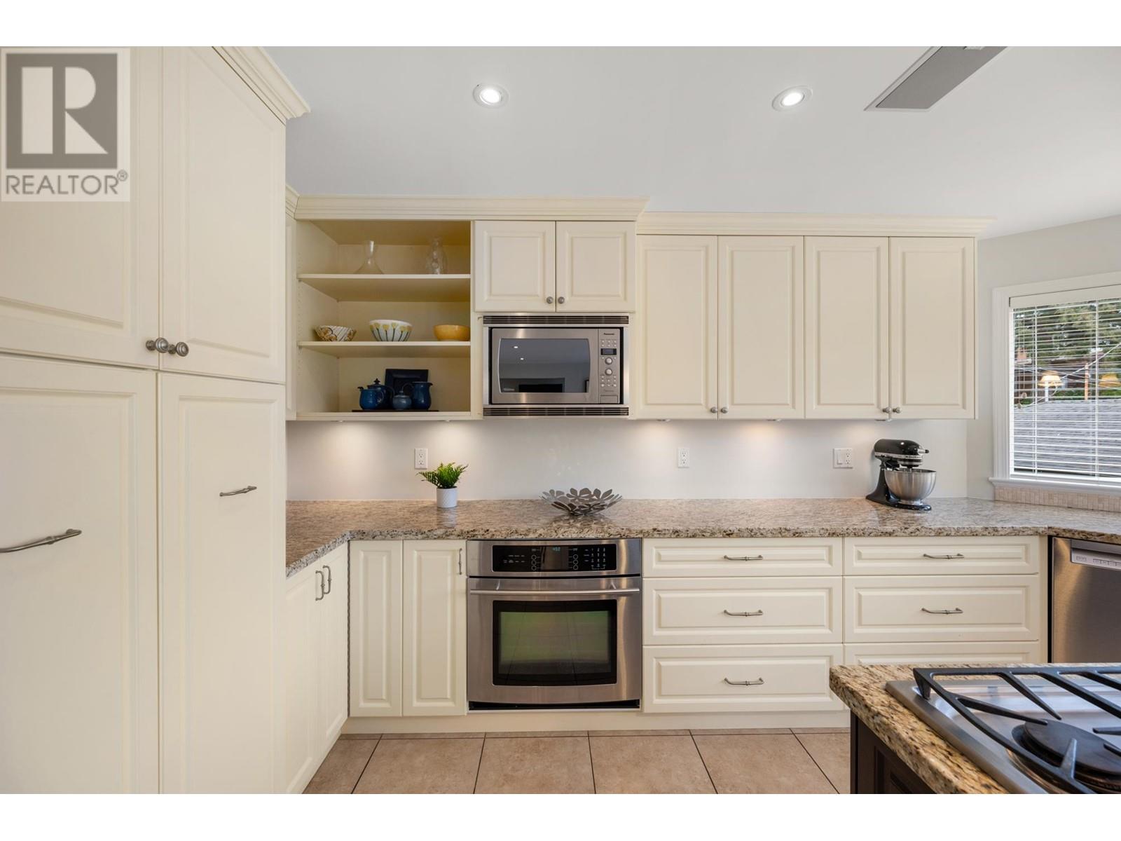 3968 W 24th Avenue, Vancouver, British Columbia  V6S 1M2 - Photo 5 - R2869631