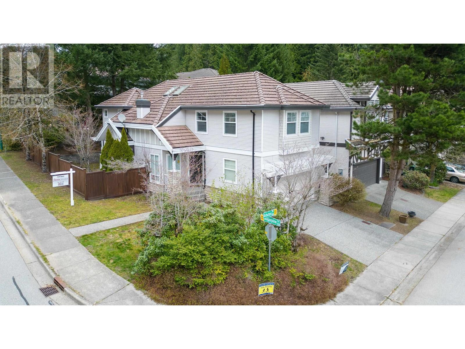 1709 Sugarpine Court, Coquitlam, British Columbia  V3E 3K1 - Photo 3 - R2869649