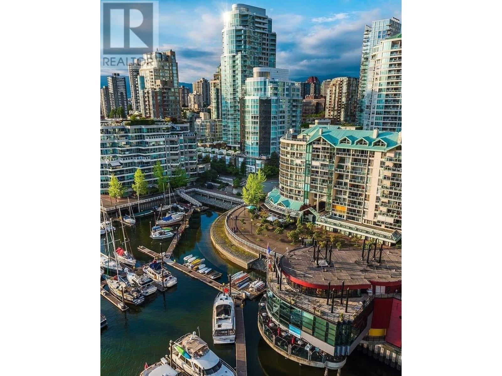 602 1501 Howe, Vancouver, British Columbia  V6Z 2P8 - Photo 2 - R2869671