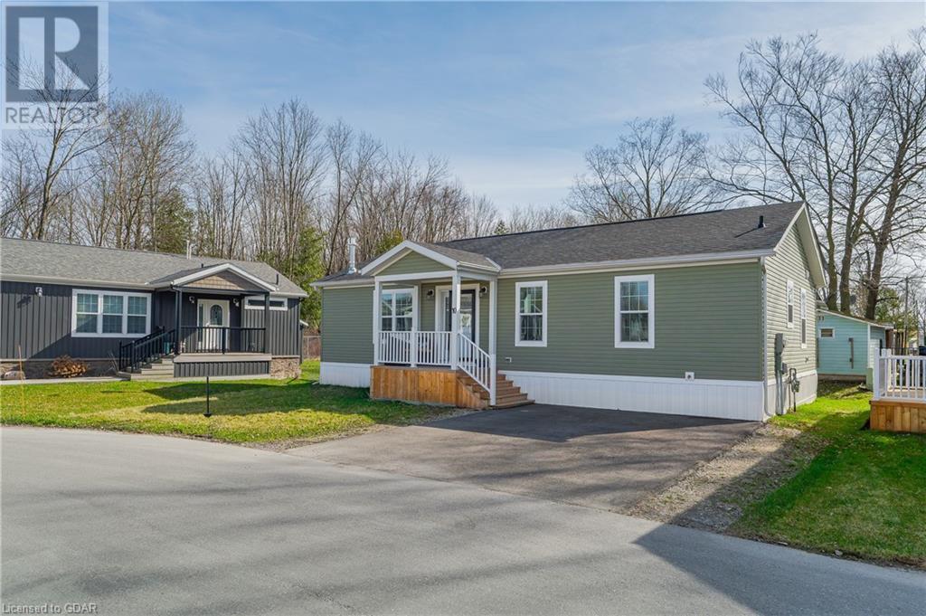 10 Sumac Street, Puslinch, Ontario  N0B 2J0 - Photo 3 - 40570033