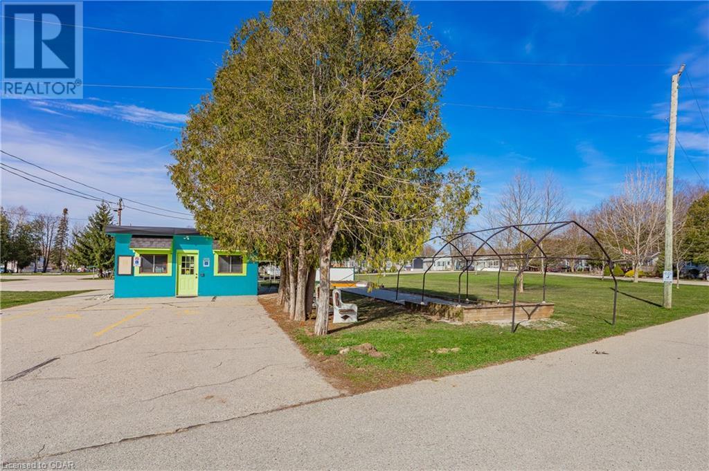 10 Sumac Street, Puslinch, Ontario  N0B 2J0 - Photo 42 - 40570033