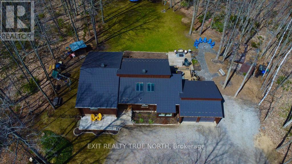 1792 Little Ninth Road, Springwater, Ontario  L0L 1P0 - Photo 2 - S8226498