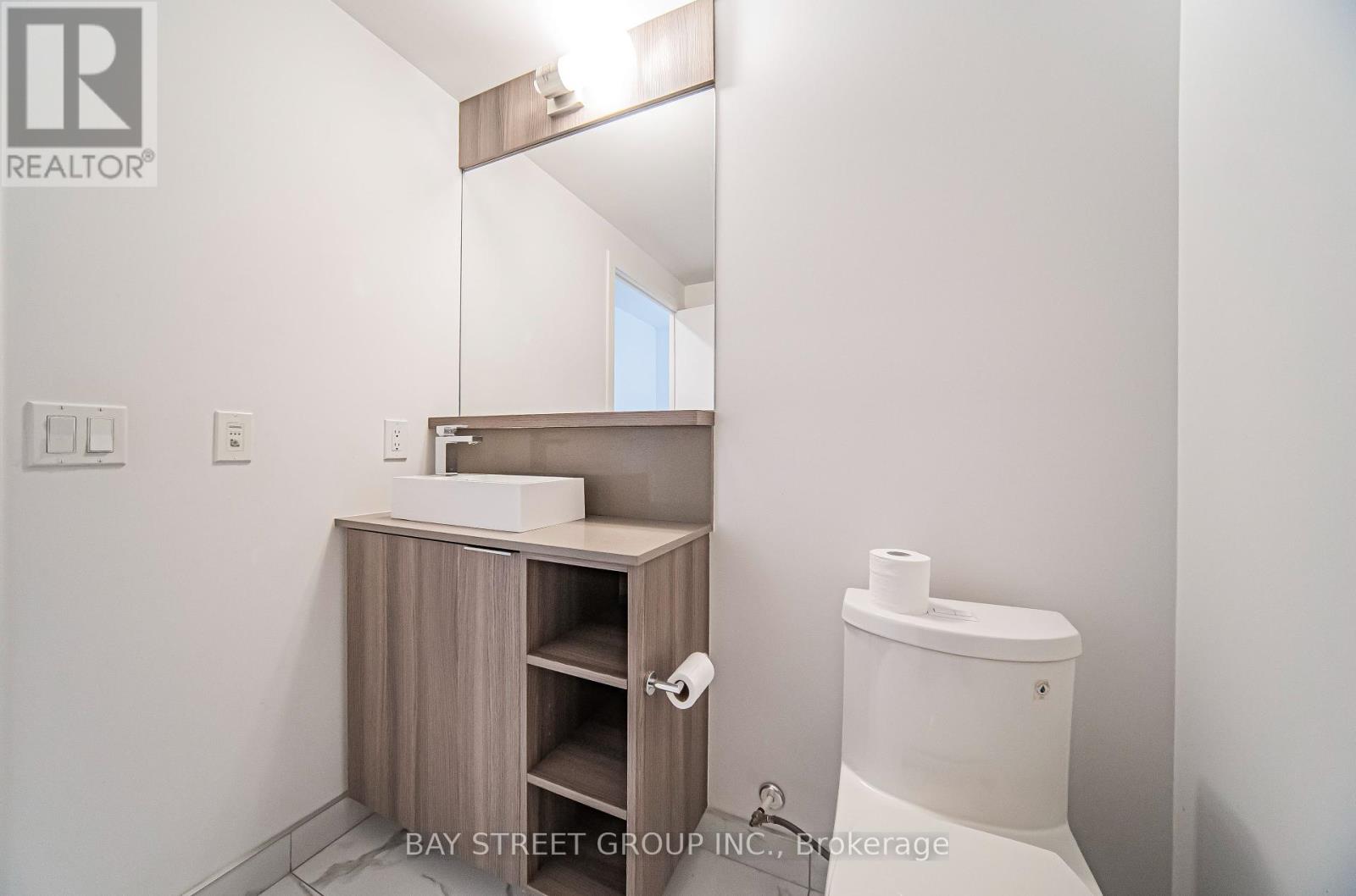 85 Wood Street, Toronto, 2 Bedrooms Bedrooms, ,2 BathroomsBathrooms,Single Family,For Sale,Wood,C8223262