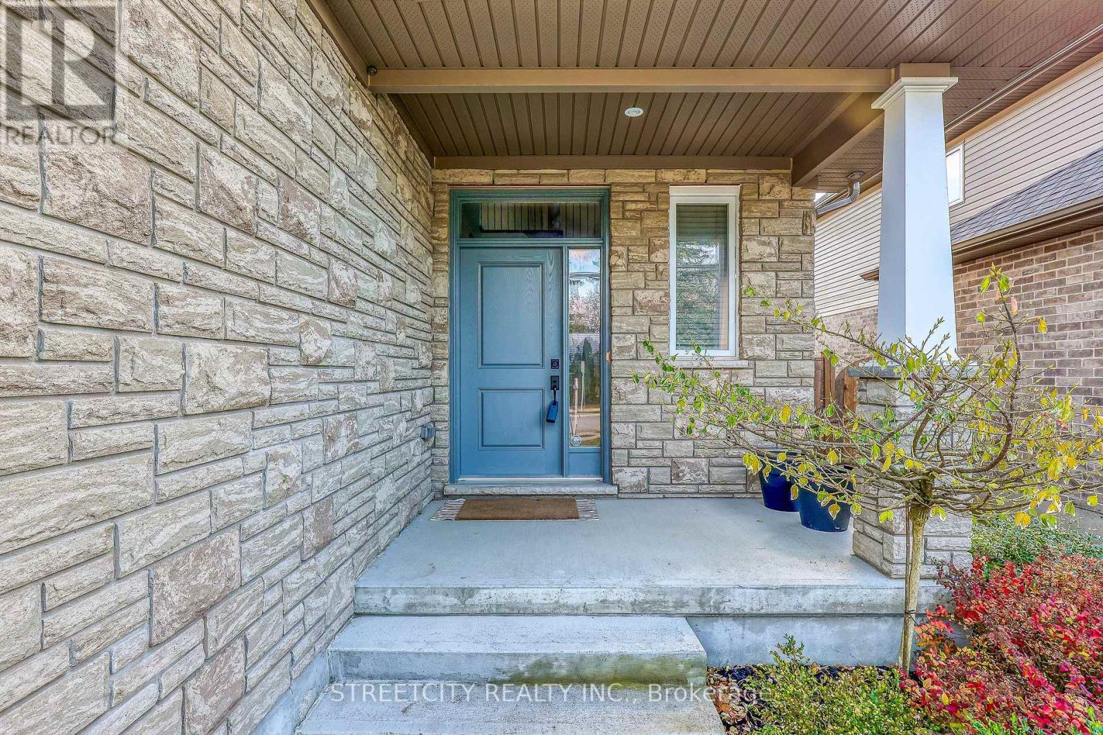 683 Tennent Ave, London, Ontario  N5X 0L3 - Photo 3 - X8226552