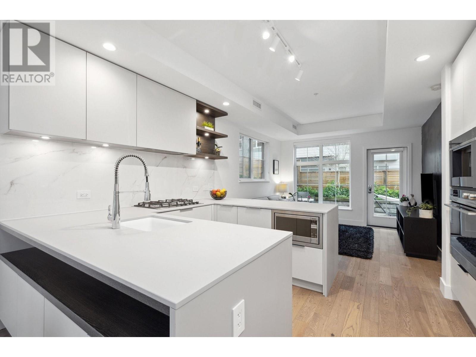 130 2070 Curling Road, North Vancouver, British Columbia  V7P 0C9 - Photo 7 - R2869682
