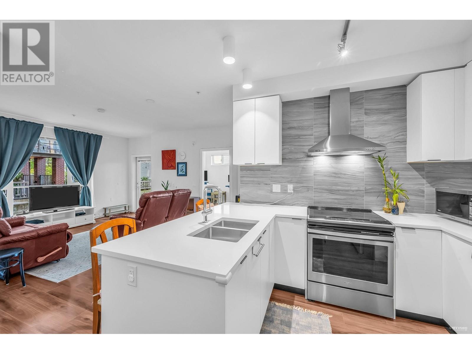 128 5355 Lane Street, Burnaby, British Columbia  V5H 0H1 - Photo 3 - R2869695