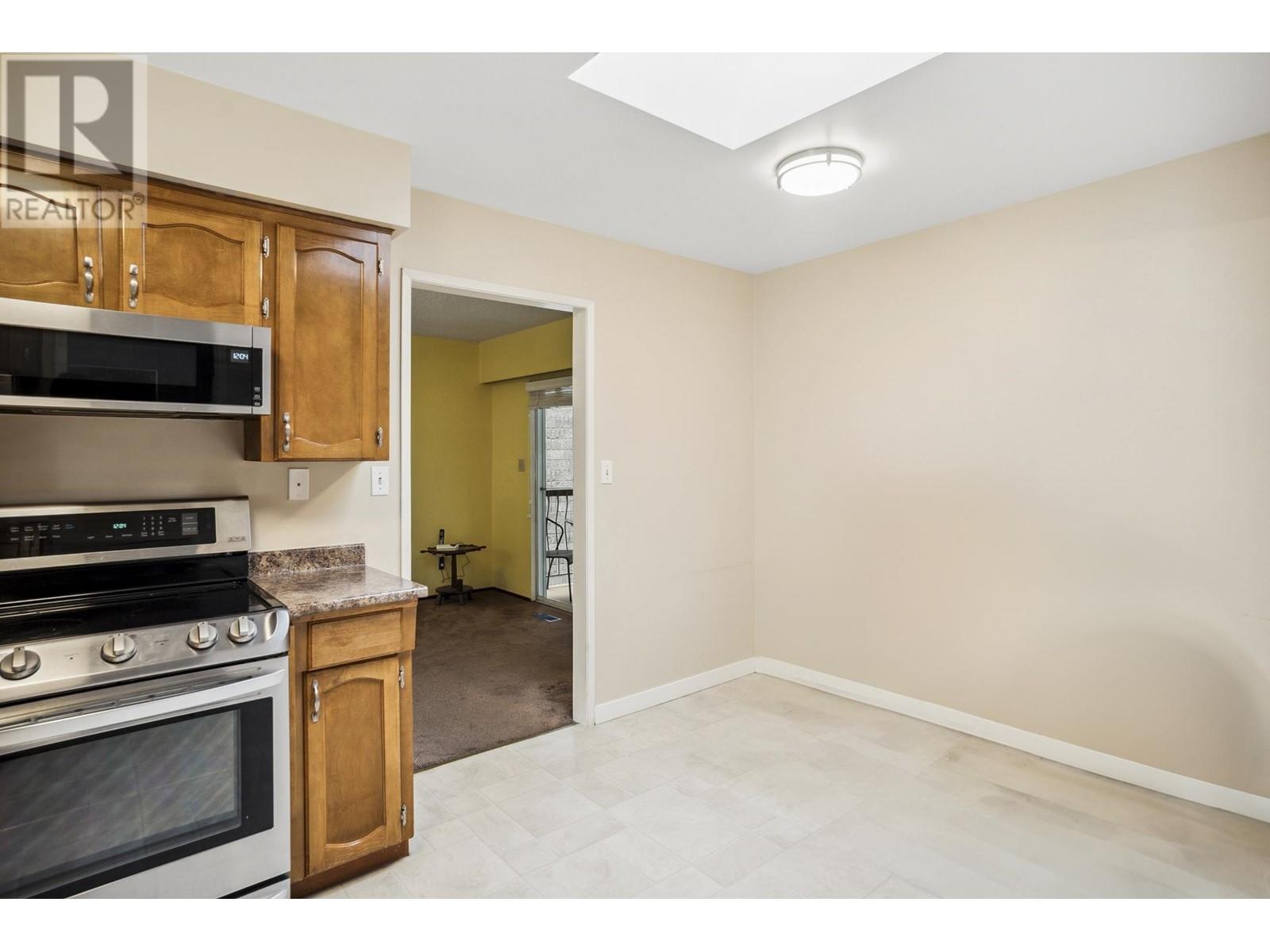 2541 Hyannis Point, North Vancouver, British Columbia  V7H 1R9 - Photo 13 - R2869701