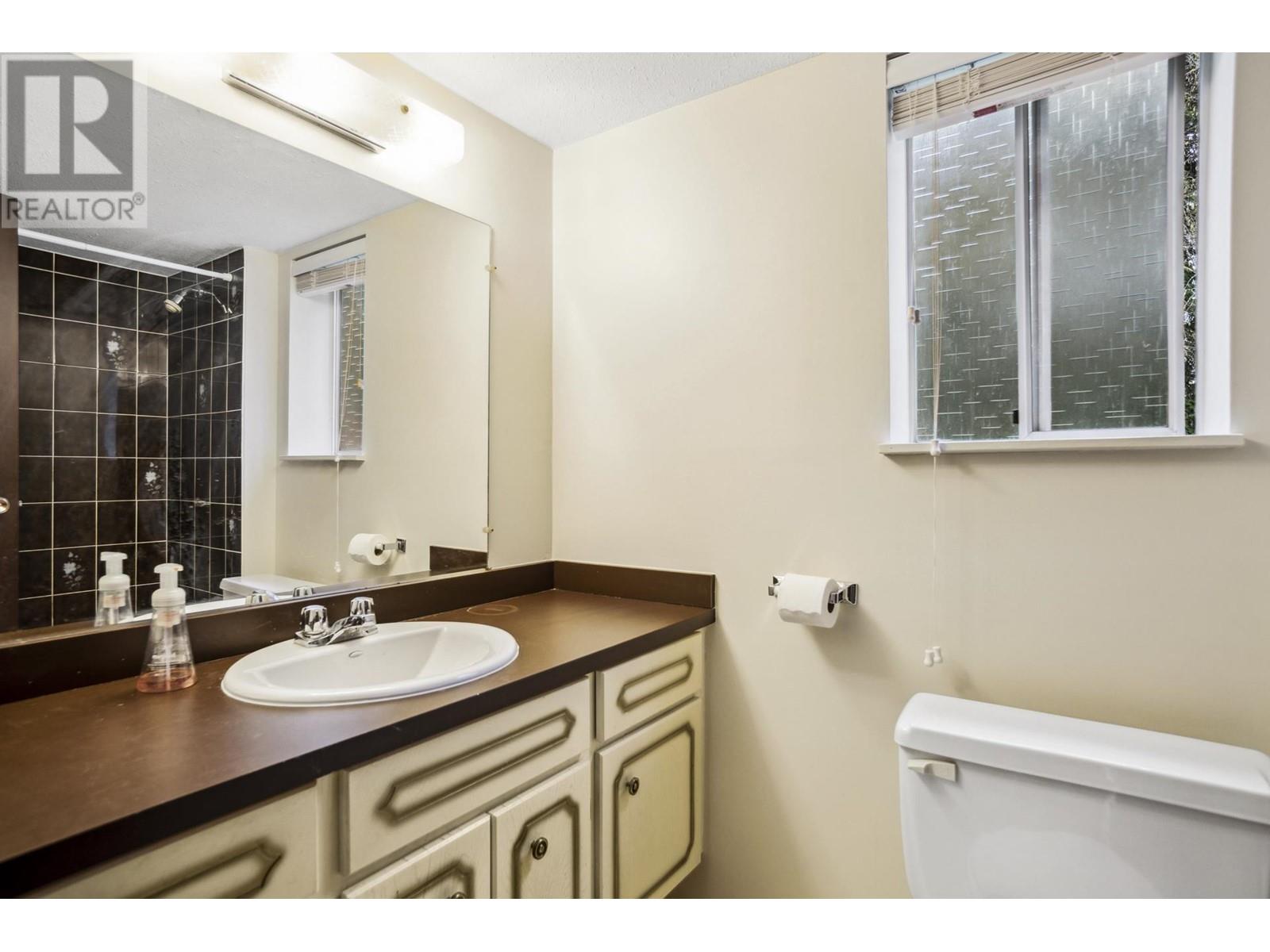 2541 Hyannis Point, North Vancouver, British Columbia  V7H 1R9 - Photo 29 - R2869701