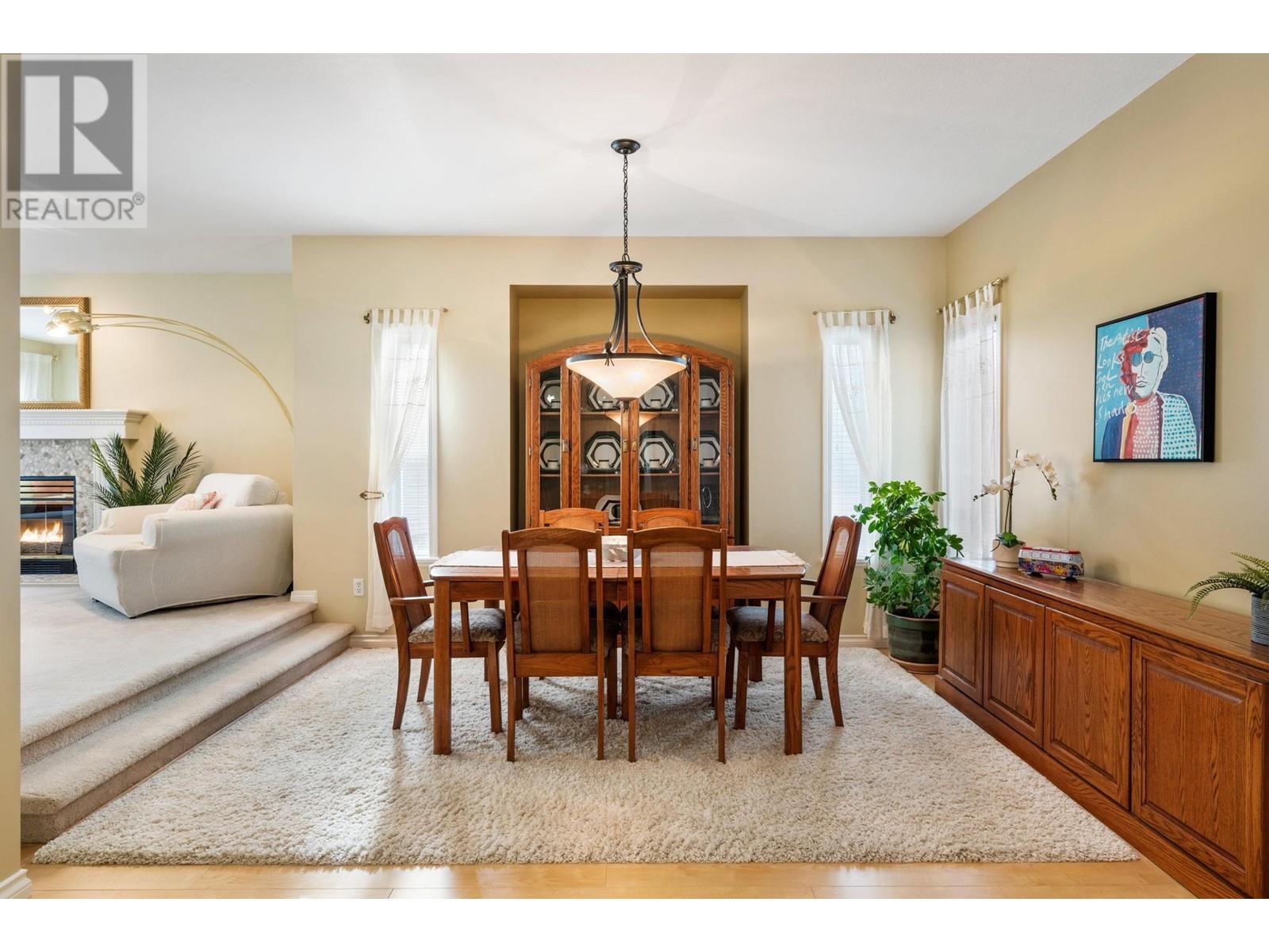10428 Tamarack Crescent, Maple Ridge, British Columbia  V2W 1B3 - Photo 5 - R2869743