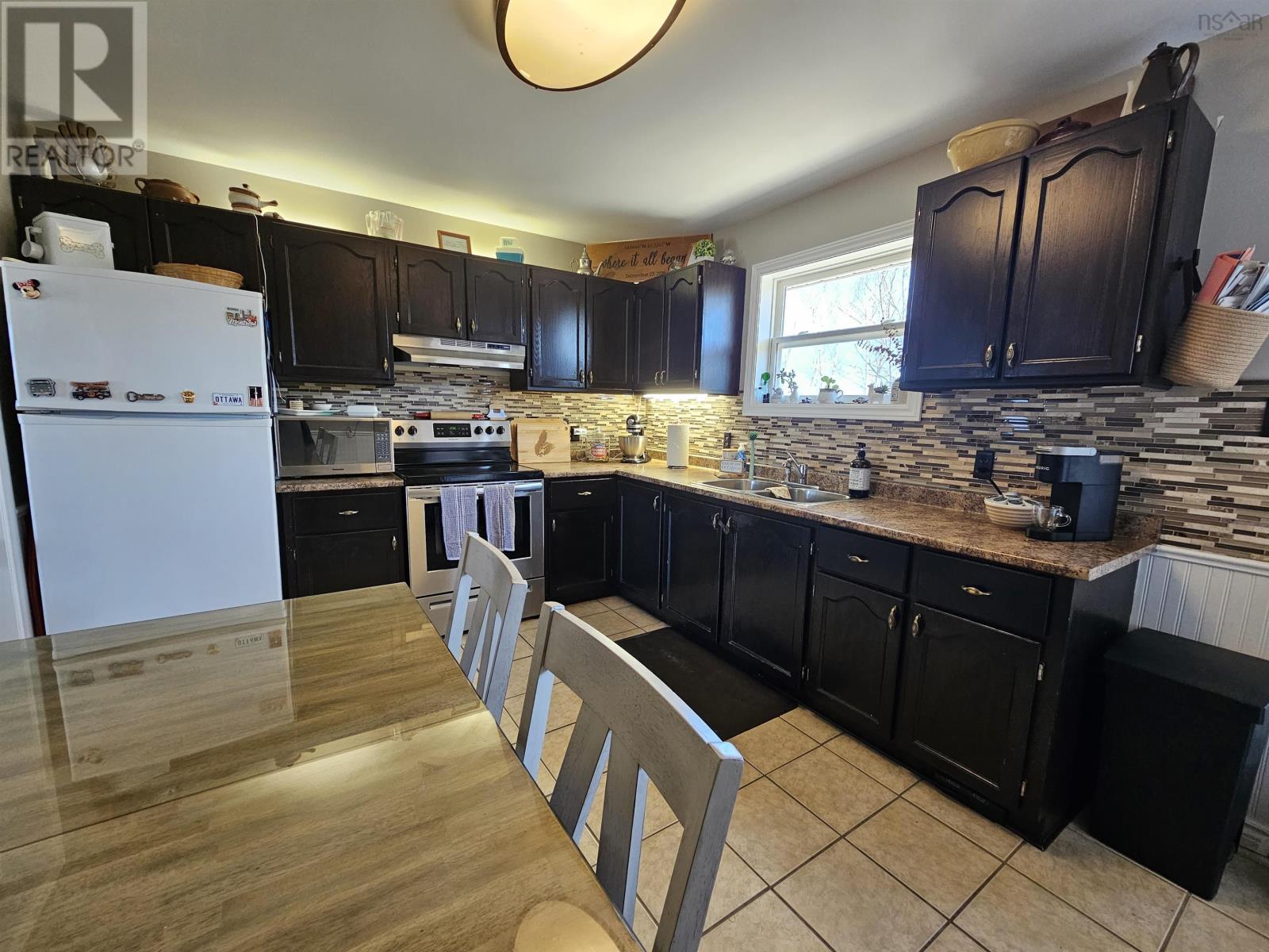 23 Macdonald Crescent, Sydney Mines, Nova Scotia  B1V 3H5 - Photo 13 - 202406911
