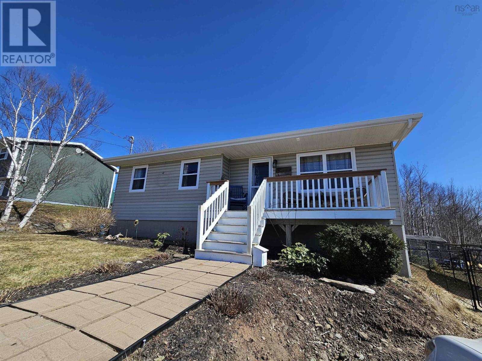 23 Macdonald Crescent, Sydney Mines, Nova Scotia  B1V 3H5 - Photo 2 - 202406911