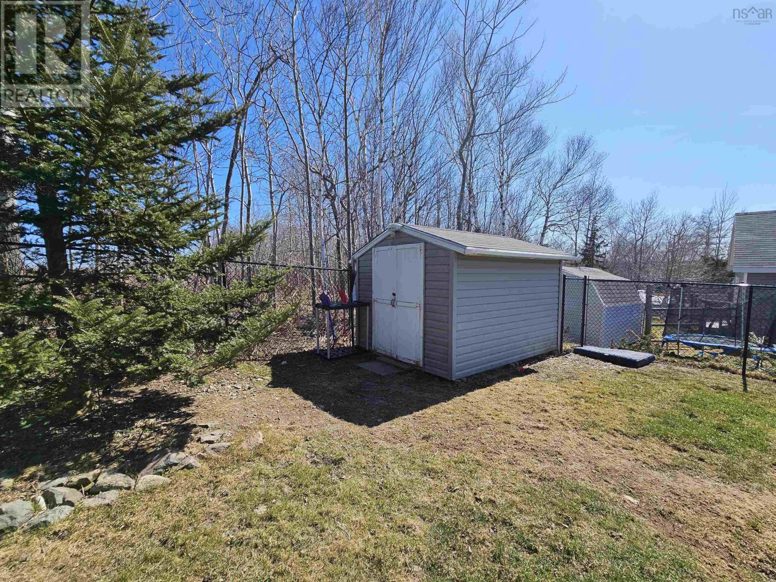 23 Macdonald Crescent, Sydney Mines, Nova Scotia  B1V 3H5 - Photo 6 - 202406911
