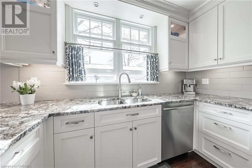 15 Robert Street, Milton, Ontario  L9T 1G6 - Photo 8 - 40555400