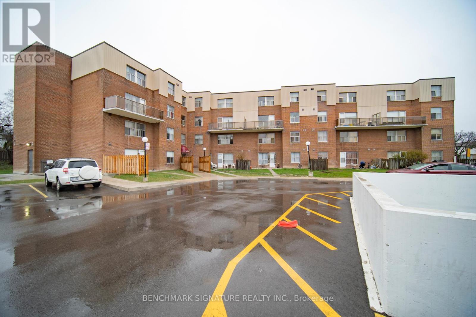 #217 -1055b Forestwood Dr, Mississauga, Ontario  L5C 2T8 - Photo 33 - W8209480