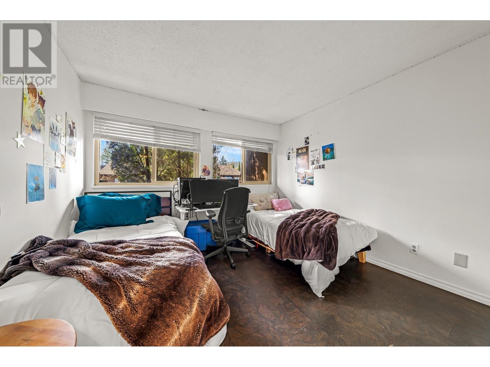 2052 Purcell Way, North Vancouver, British Columbia  V7J 3K3 - Photo 11 - R2869835