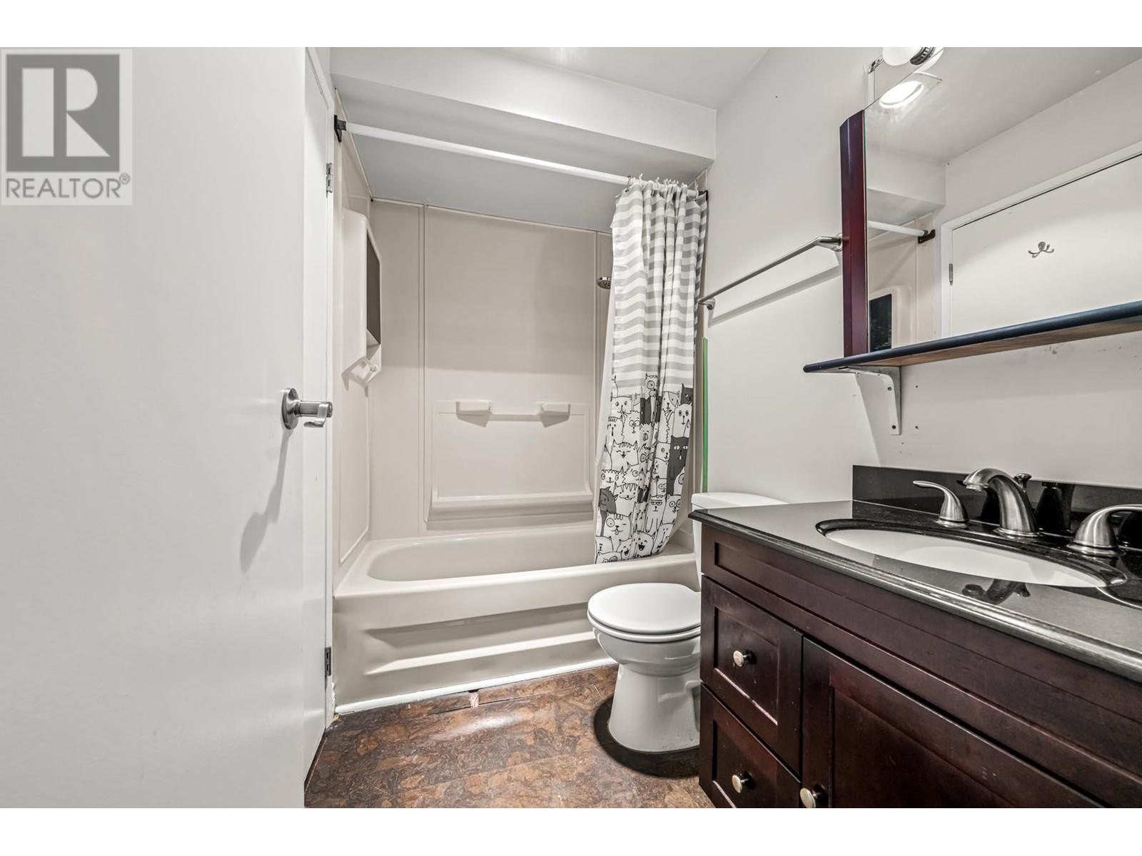 2052 Purcell Way, North Vancouver, British Columbia  V7J 3K3 - Photo 13 - R2869835