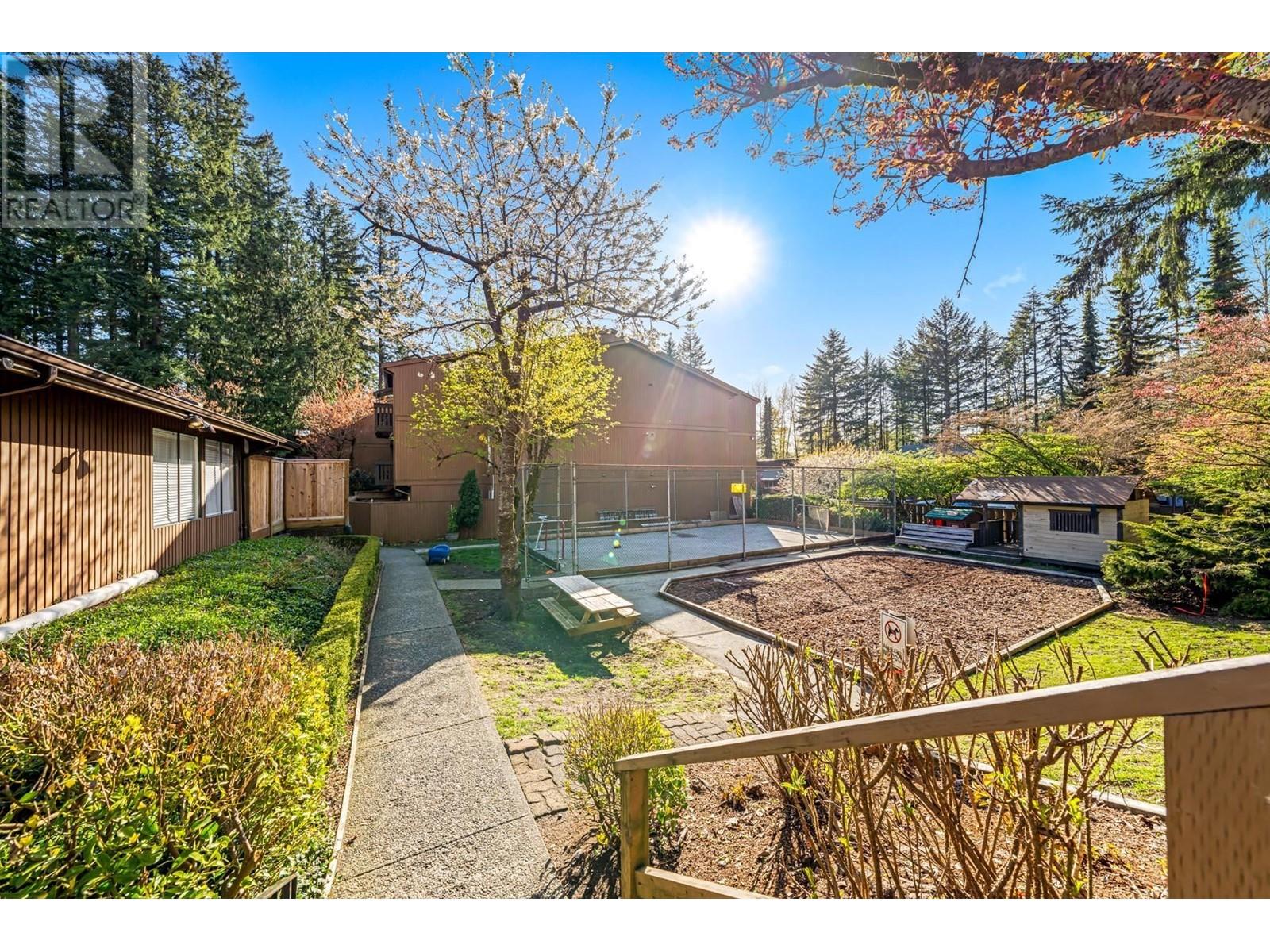 2052 Purcell Way, North Vancouver, British Columbia  V7J 3K3 - Photo 24 - R2869835