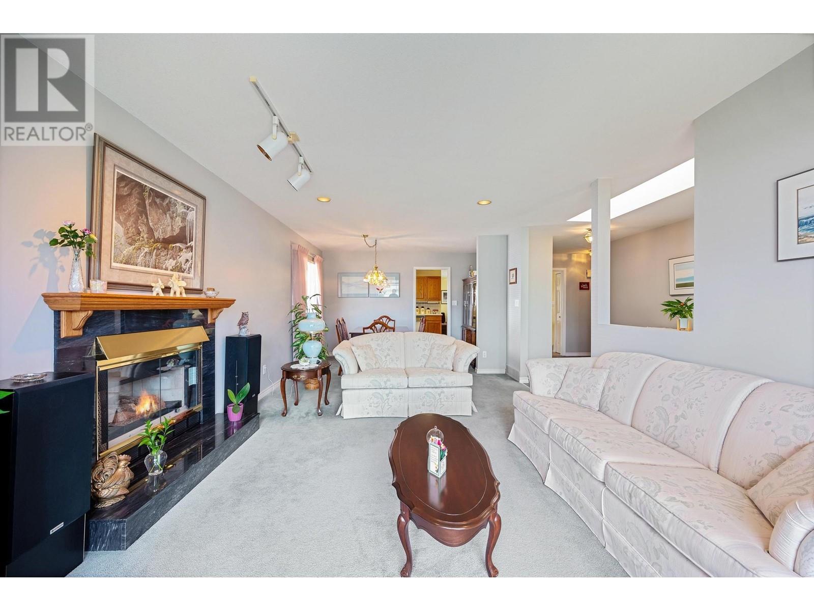 12228 Cypress Court, Pitt Meadows, British Columbia  V3T 2C9 - Photo 10 - R2869693